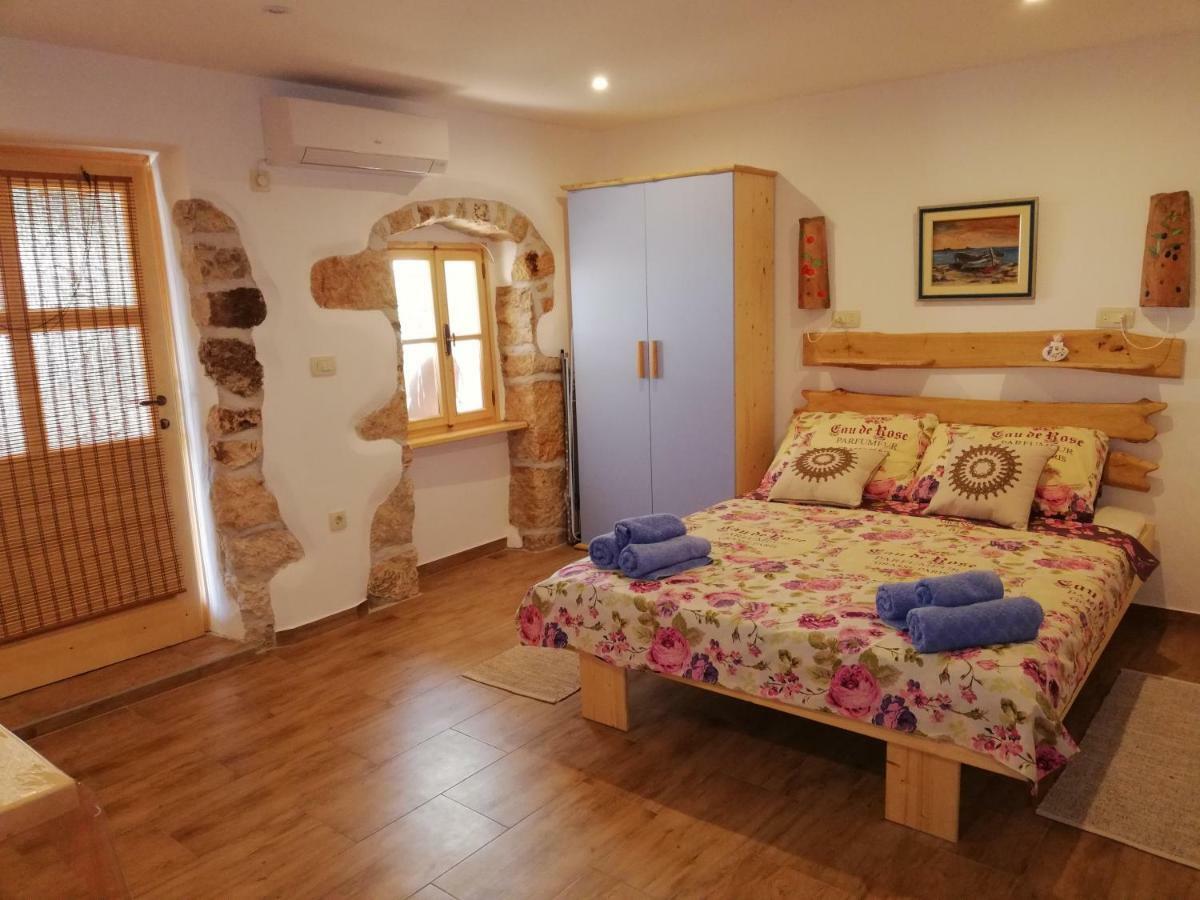 Mošćenička Draga Apartments Blue & Green מראה חיצוני תמונה