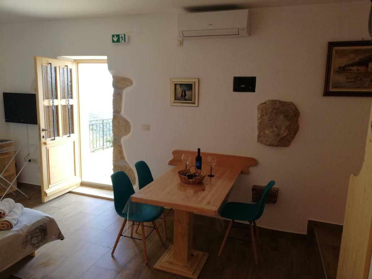 Mošćenička Draga Apartments Blue & Green מראה חיצוני תמונה